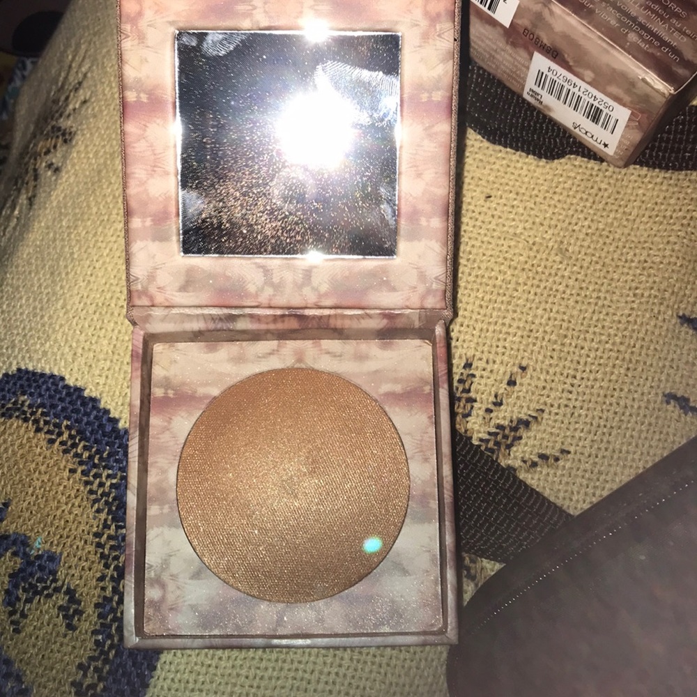 Urban decay highlighter